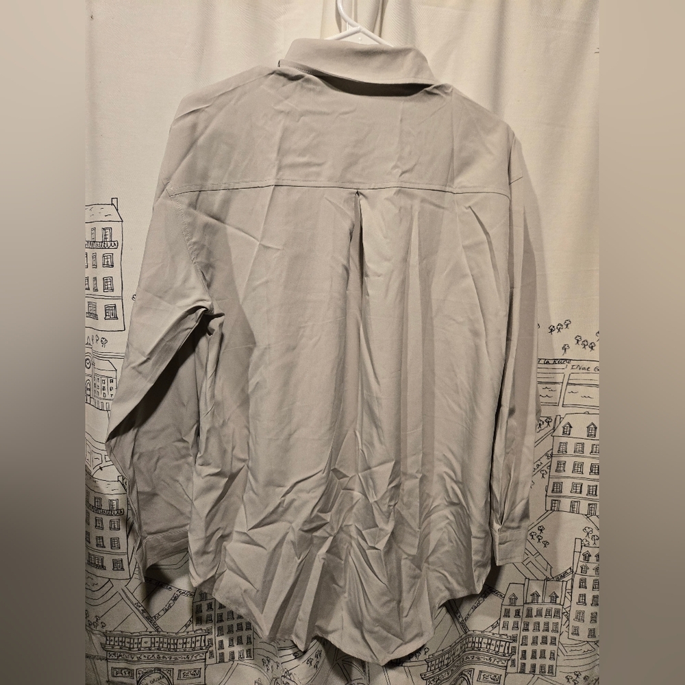 NWT Women's Hotouch Gray Long Sleeve Button Up Blouse Size Small - Picture 7 of 7